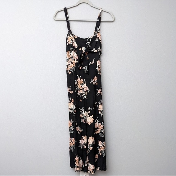 SOMEDAYS Lovin' Black Floral Cropped Romper Size Small - Picture 1 of 6